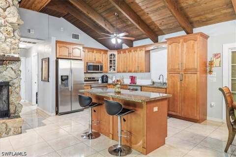 630 1st St SW, Naples FL - photo 8 of 39