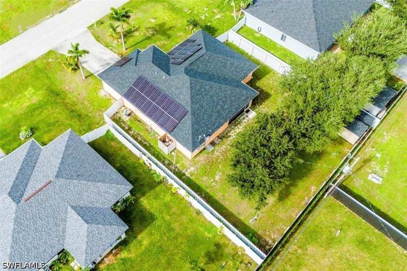 4 bedroom SingleFamilyResidence at 501 NE 24th Ter, Cape Coral, Cape Coral — photo 1