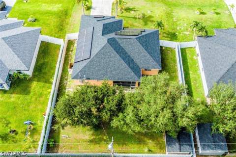 501 NE 24th Ter, Cape Coral FL - photo 13 of 49