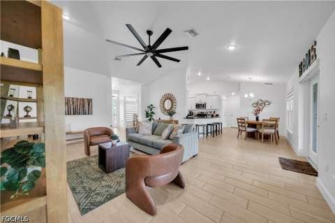 125 SE 11th Ter, Cape Coral FL - photo 21 of 50