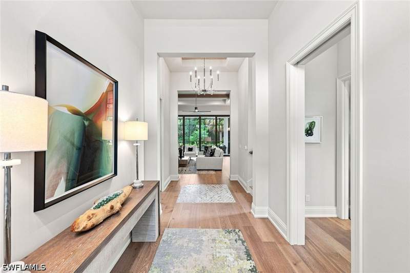 4 bedroom SingleFamilyResidence at 2935 Coco Lakes Dr, Coco Lakes, Naples — photo 4