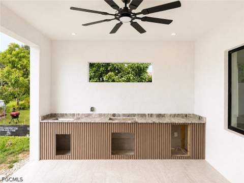 447 Rathburn St, Lehigh Acres FL - photo 11 of 37