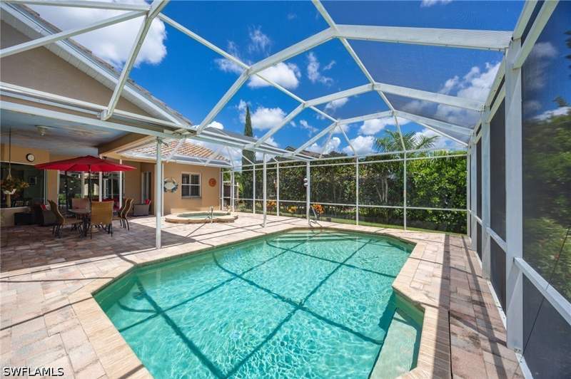 4 bedroom SingleFamilyResidence at 195 Palmetto Dunes Cir, Palmetto Dunes, Naples — photo 3
