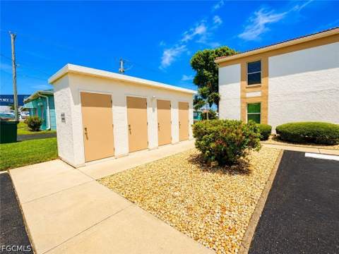 1615 SE 46th Ln 202, Cape Coral FL - photo 21 of 26