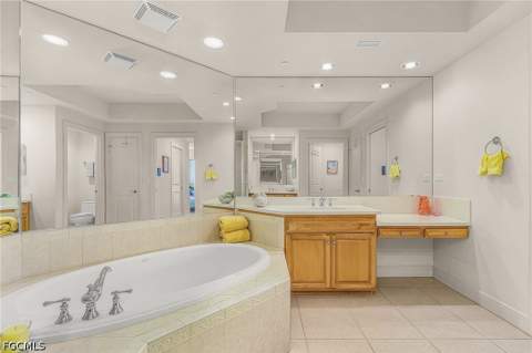 4192 Bay Beach Ln 872, Fort Myers Beach FL - photo 24 of 50