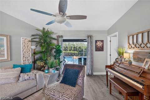916 SE 21st Ln, Cape Coral FL - photo 8 of 40