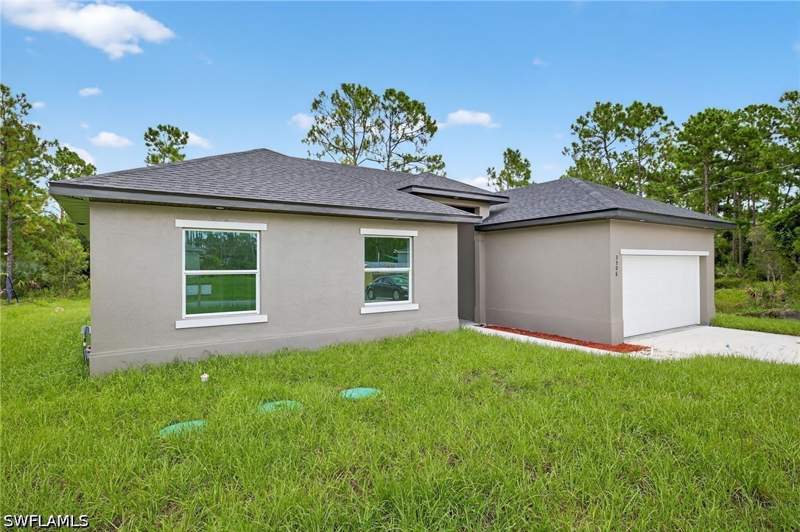 4 bedroom SingleFamilyResidence at 937 Asther St E, Lehigh Acres, Lehigh Acres — photo 2
