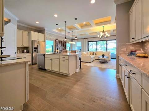 11624 Onyx Cir, Fort Myers FL - photo 13 of 43