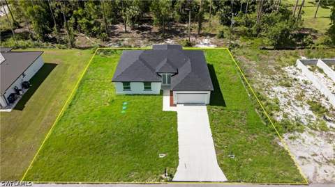 525 Genesee Ave S, Lehigh Acres FL - photo 7 of 31
