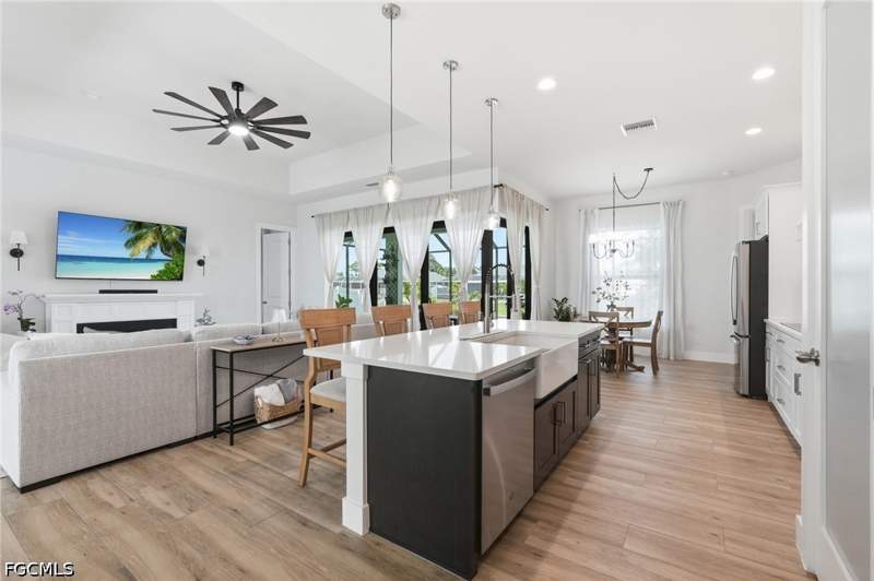 4 bedroom SingleFamilyResidence at 1826 SW 17th Ave, Cape Coral, Cape Coral — photo 3