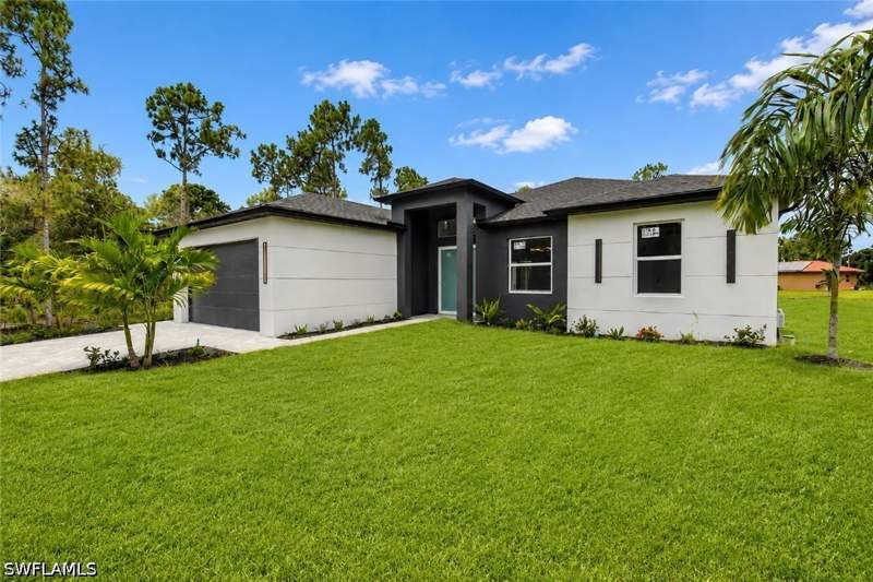 3 bedroom SingleFamilyResidence at 720 Bennington Dr, Mirror Lakes, Lehigh Acres — photo 4