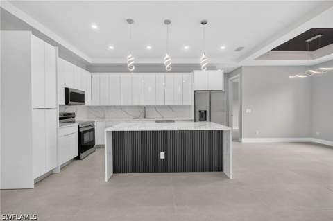 720 Bennington Dr, Lehigh Acres FL - photo 9 of 30