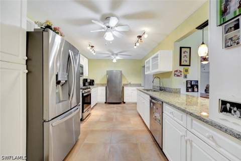 360 16th AVE NW, Naples FL - photo 13 of 46
