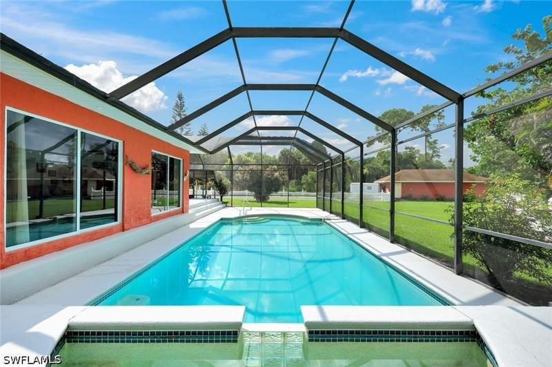 3 bedroom SingleFamilyResidence at 360 16th AVE NW, GOLDEN GATE ESTATES, Naples — photo 2