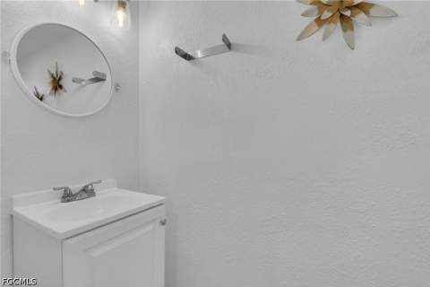 28 Cosmopolitan Dr 16, Lehigh Acres FL - photo 15 of 31