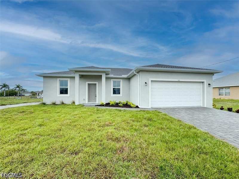 3 bedroom SingleFamilyResidence at 512 NW 25th Ave, Cape Coral, Cape Coral — photo 1