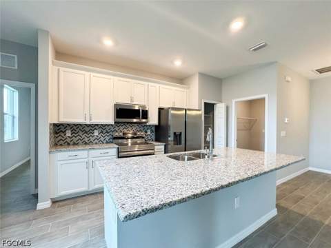 512 NW 25th Ave, Cape Coral FL - photo 20 of 42