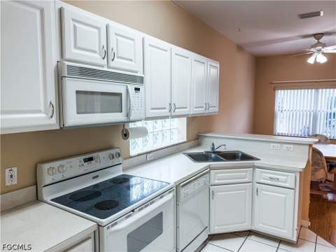 10704 Rio Mar Cir, Estero FL - photo 20 of 50