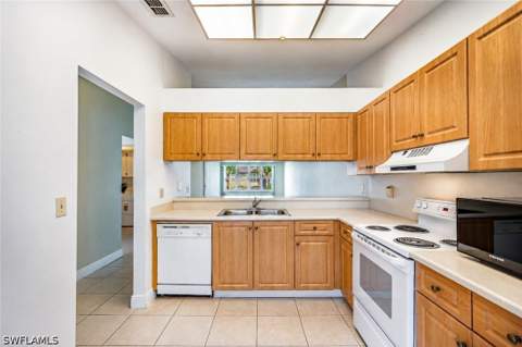 4230 Jack Frost Ct 4402, Naples FL - photo 10 of 27