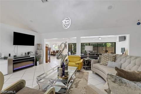 3036 Round Table Ln, Naples FL - photo 14 of 35