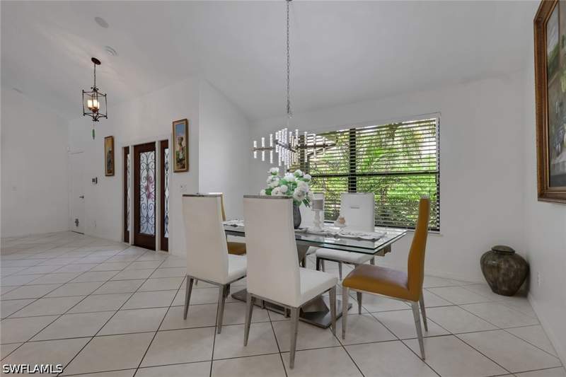 3 bedroom SingleFamilyResidence at 3036 Round Table Ln, Kings Lake, Naples — photo 4