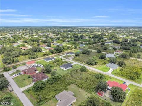 2522 56th St W, Lehigh Acres FL - photo 6 of 34
