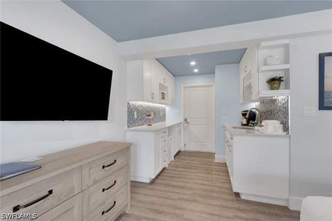 900 Broad Ave S 139, Naples FL - photo 12 of 32