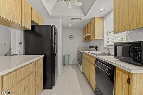 1113 Cape Coral Pkwy W 103, Cape Coral FL - photo 6 of 30