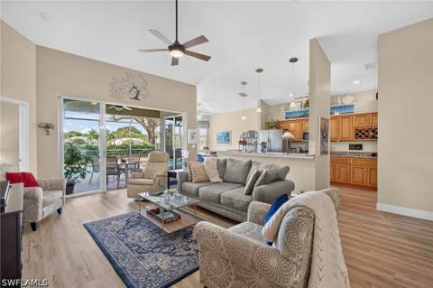 20940 Persimmon Pl, Estero FL - photo 6 of 45