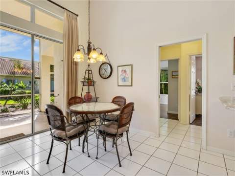 6832 Compton Ln S, Naples FL - photo 12 of 31