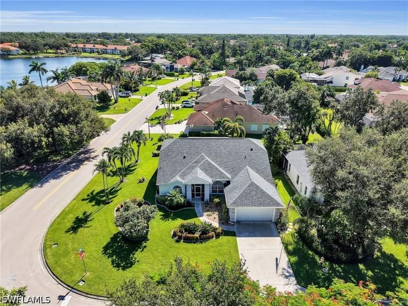 3 bedroom SingleFamilyResidence at 6832 Compton Ln S, Berkshire Lakes, Naples — photo 3