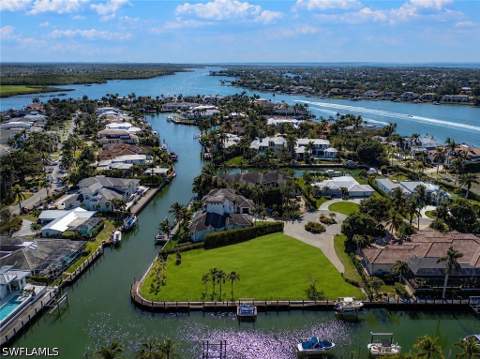 2185 Trout Ct, Naples FL - photo 6 of 41