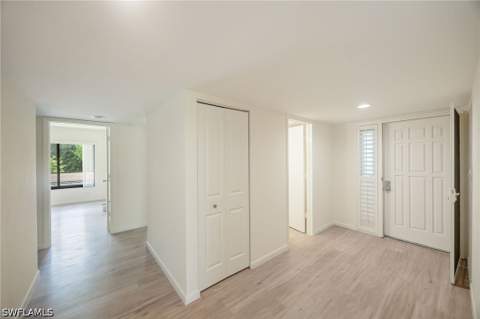 425 Wildwood Ln, Naples FL - photo 14 of 36