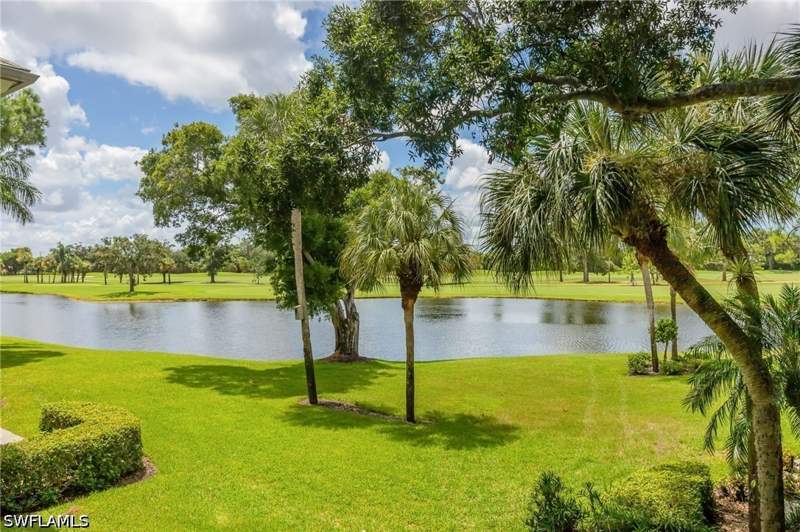 3 bedroom Condominium at 425 Wildwood Ln, Bears Paw, Naples — photo 2