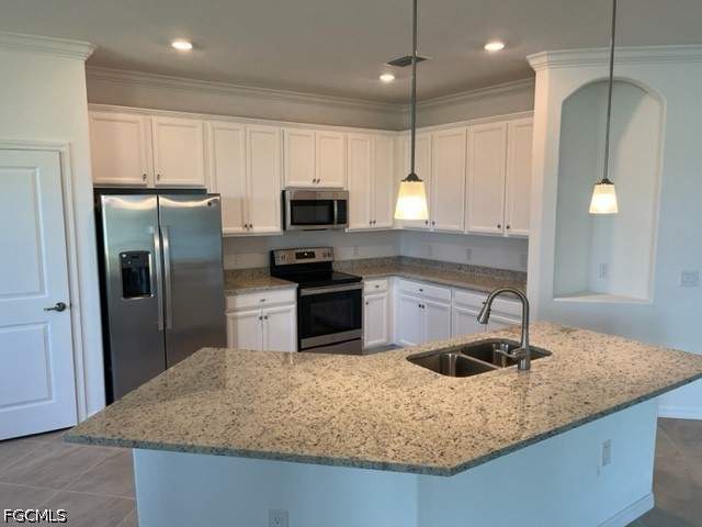4 bedroom SingleFamilyResidence at 14619 Carva Ln, Portico, Fort Myers — photo 4