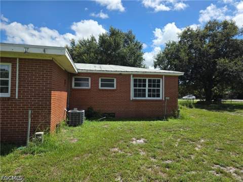 615 New Market Rd W, Immokalee FL - photo 12 of 24