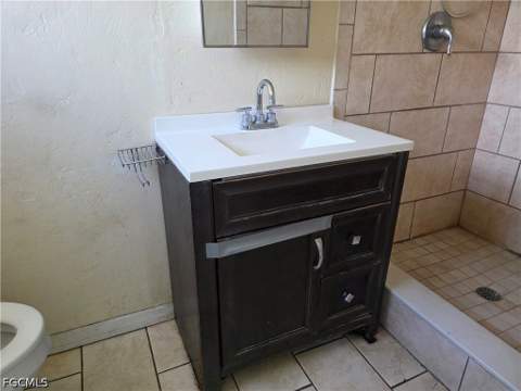 615 New Market Rd W, Immokalee FL - photo 15 of 24