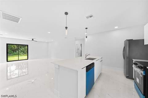 2811 1st St Sw, Lehigh Acres FL - photo 16 of 30