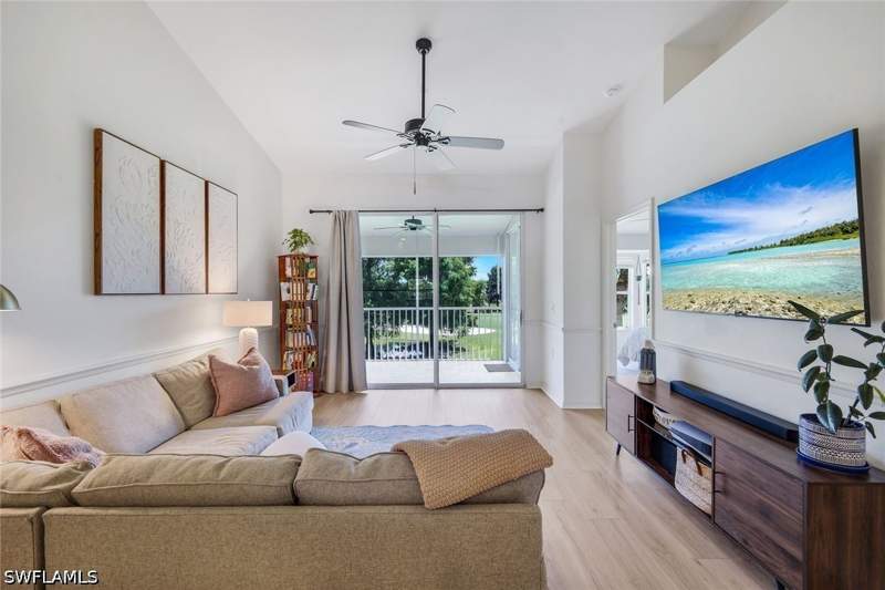 2 bedroom Condominium at 21301 Lancaster Run 825, Stoneybrook, Estero — photo 4