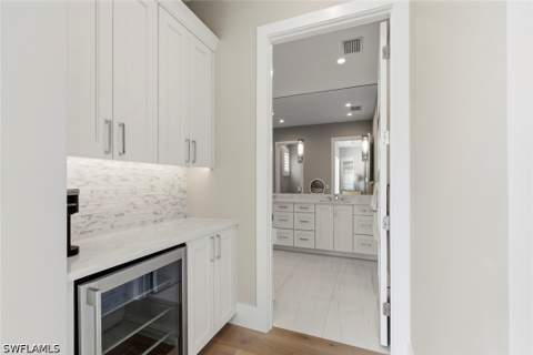 888 10th Ave S, Naples FL - photo 23 of 41