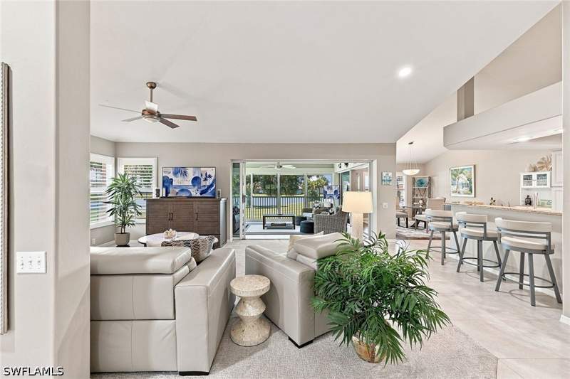 2 bedroom Condominium at 28032 Cavendish Ct 5503, Worthington, Bonita Springs — photo 2
