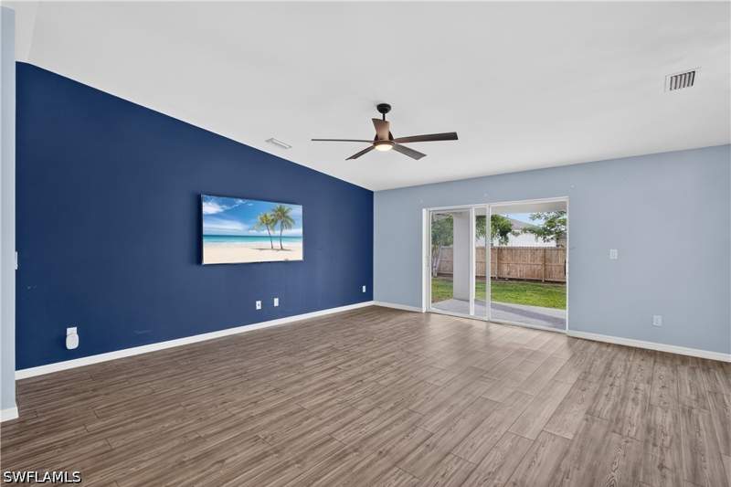 4 bedroom SingleFamilyResidence at 204 NW 28th Ter, Cape Coral, Cape Coral — photo 4