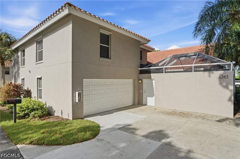 3 bedroom Attached at 4263 Covey Cir 16B, Quail Woods Courtyards, Naples — photo 2