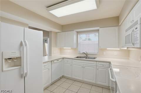 4263 Covey Cir 16B, Naples FL - photo 6 of 33