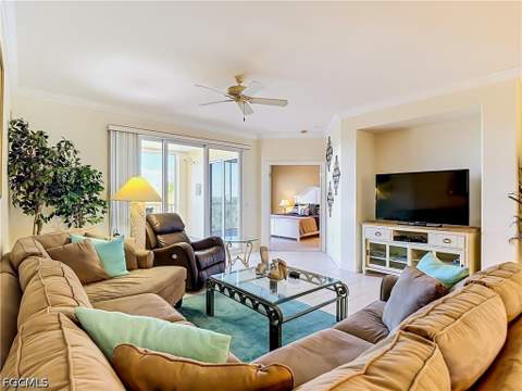 20061 Sanibel View Cir 203, Fort Myers FL - photo 17 of 50