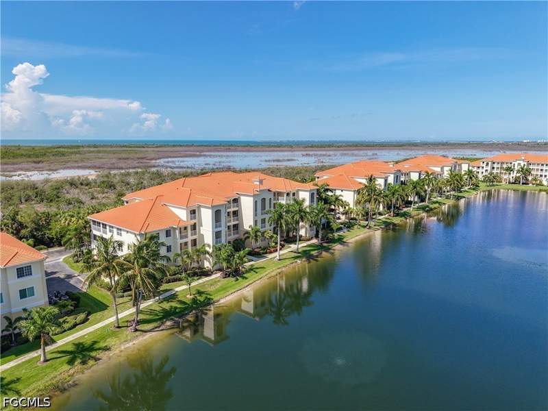 2 bedroom Condominium at 20061 Sanibel View CIR 203, SANIBEL VIEW CONDO, Fort Myers — photo 3