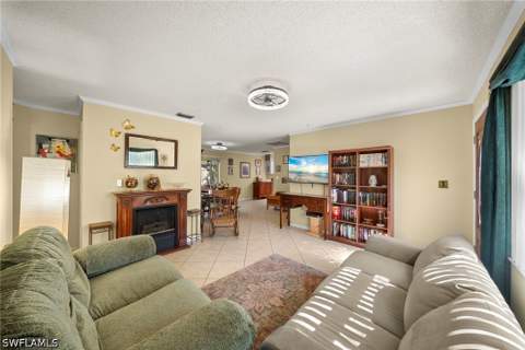19016 Murcott Dr E, Fort Myers FL - photo 6 of 34