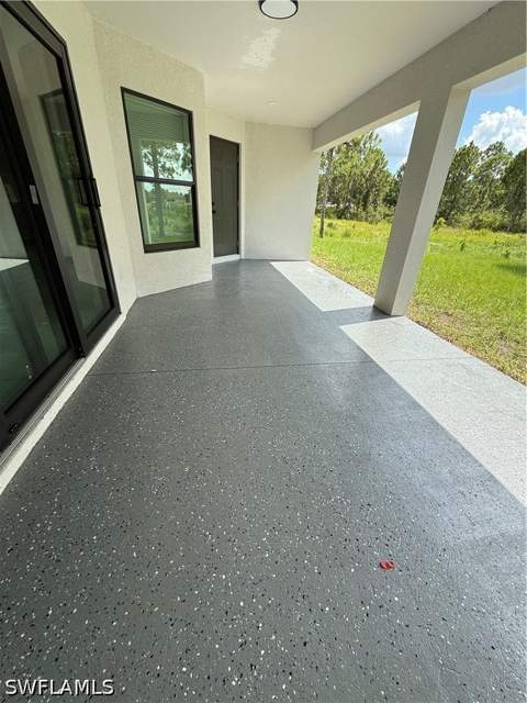 819 Congress Ave, Lehigh Acres FL - photo 10 of 17