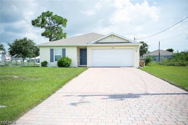 4 bedroom SingleFamilyResidence at 1108 NE 36th Ln, Cape Coral, Cape Coral — photo 1