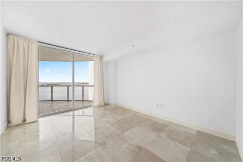 3000 Oasis Grand Blvd 1407, Fort Myers FL - photo 15 of 50